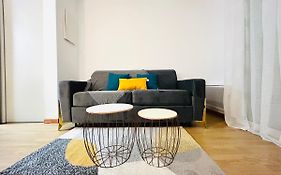 Charmant Studio Zenith